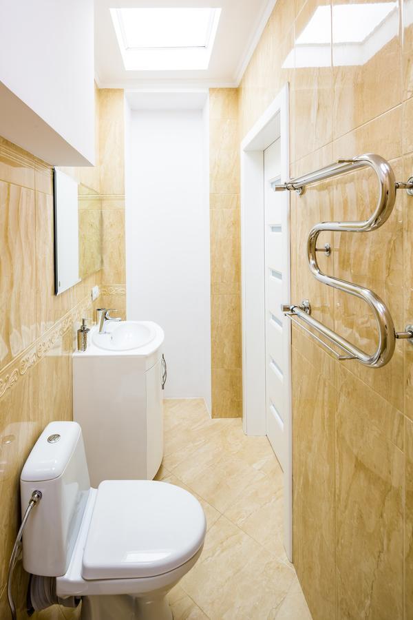 Designer Apartment Зі Світлом! Λβιβ Εξωτερικό φωτογραφία